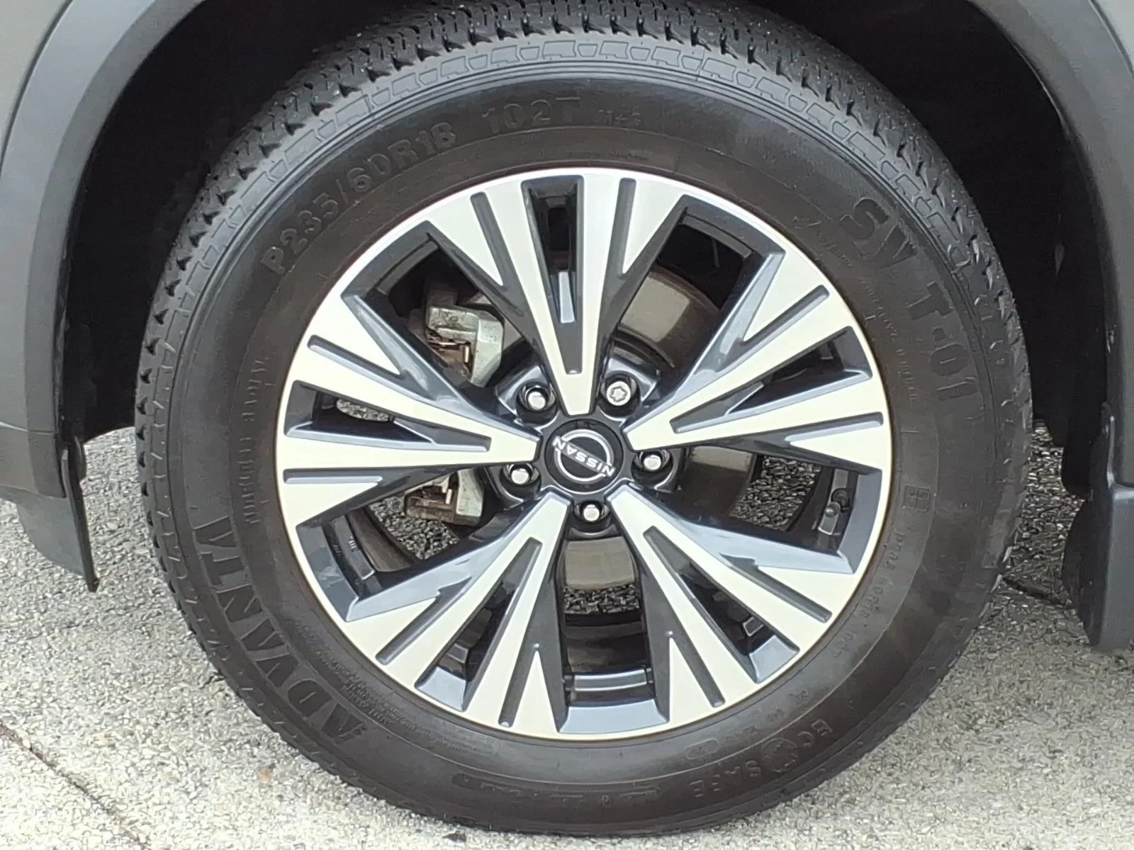 Used 2023 Gun Metallic Nissan SV image 4