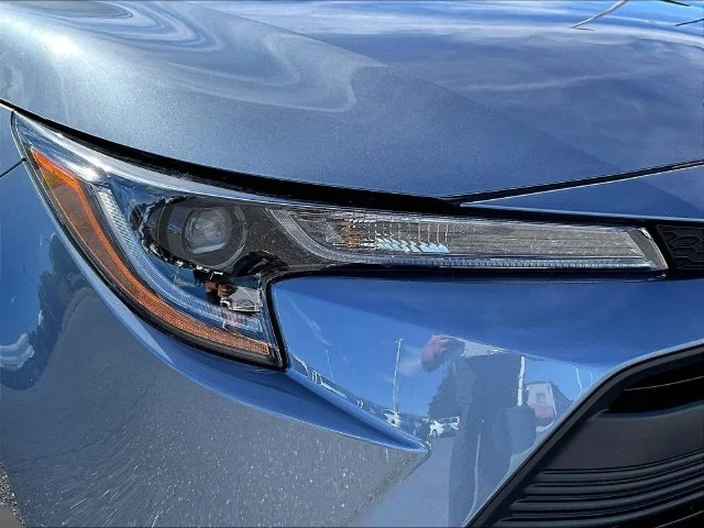 Used 2025 Gray Toyota LE image 35