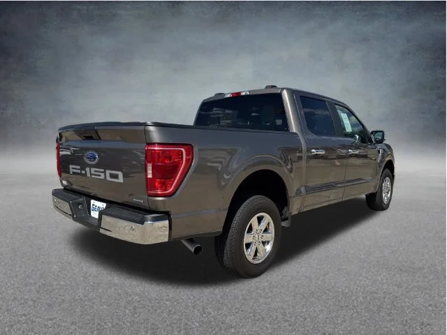 Used 2023 Gray Ford XLT image 19