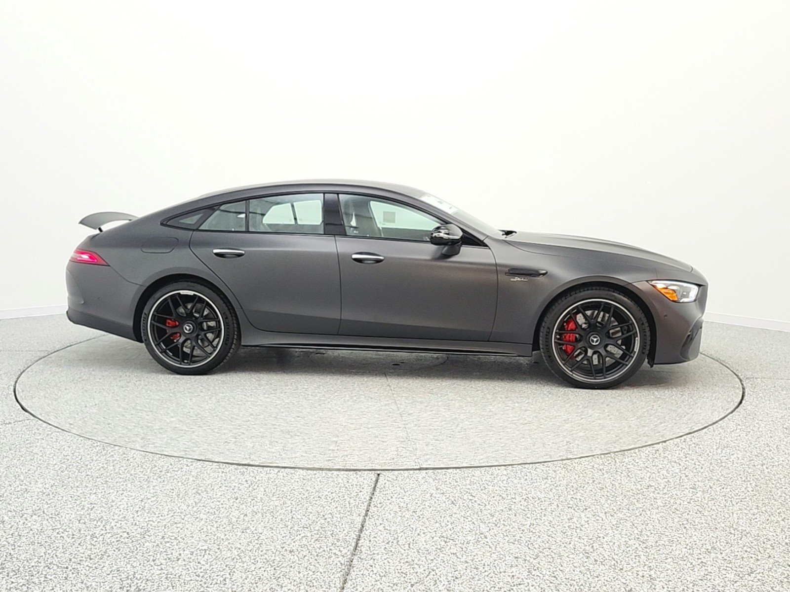 New 2026 MANUFAKTUR Graphite Grey Magno Mercedes-Benz AMG® GT 43 4-Door Coupe image 4
