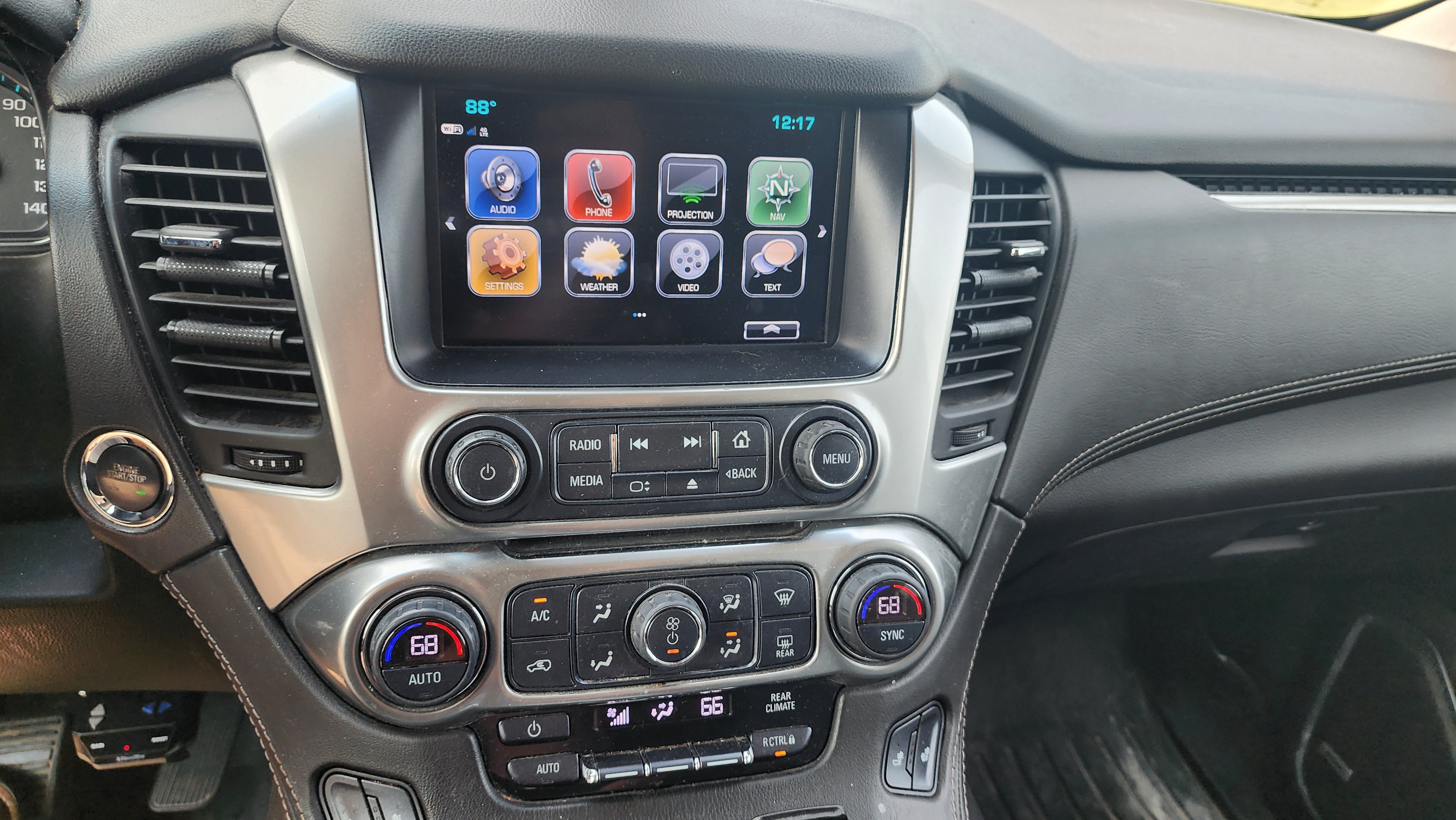 Used 2018 SILVER ICE METALLIC Chevrolet LT image 8