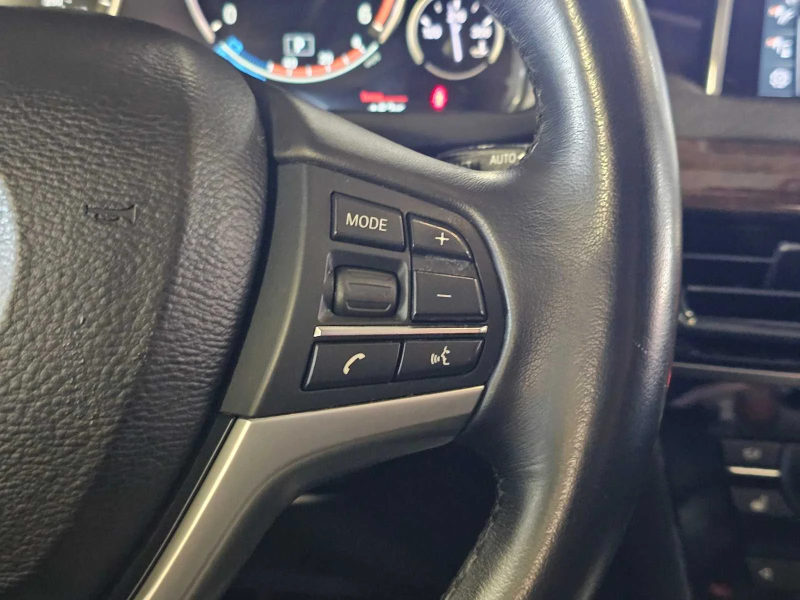 Used 2017  BMW xDrive35d image 15