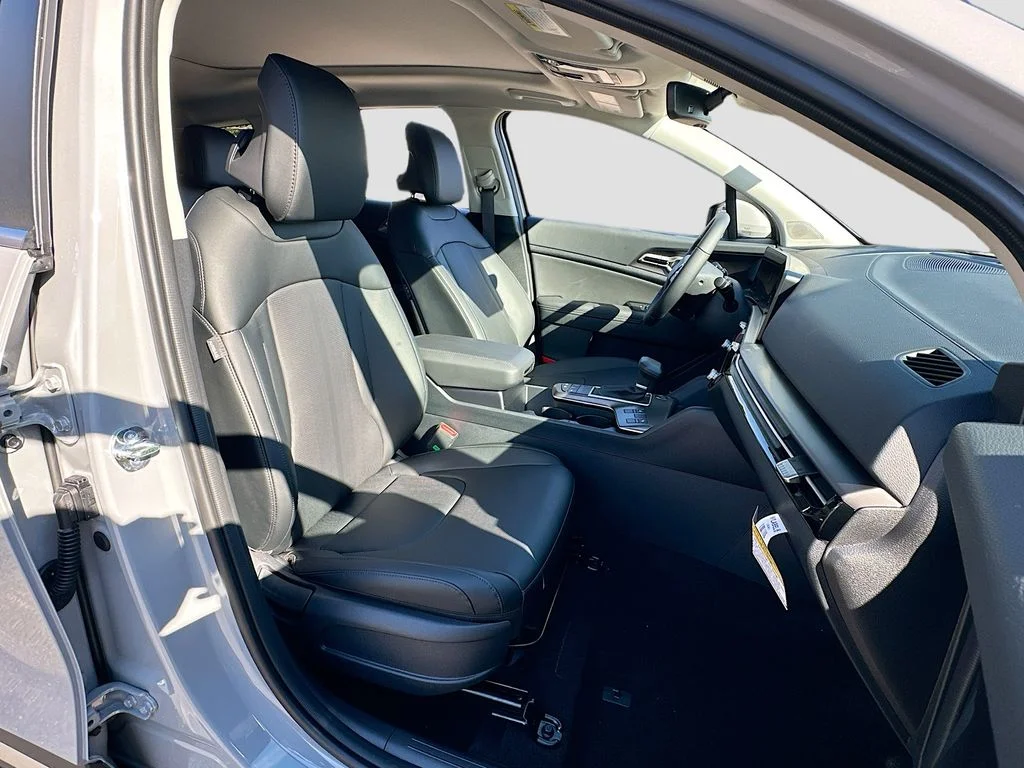 New 2026 Wolf Gray Kia EX image 27