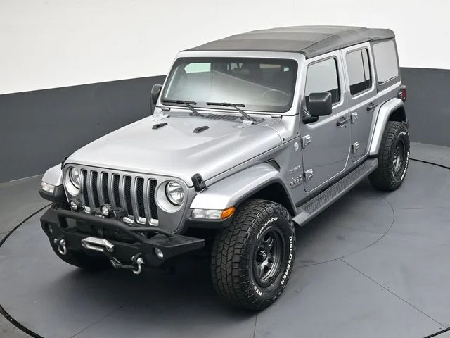 Used 2020 Silver Jeep Unlimited Sahara image 30