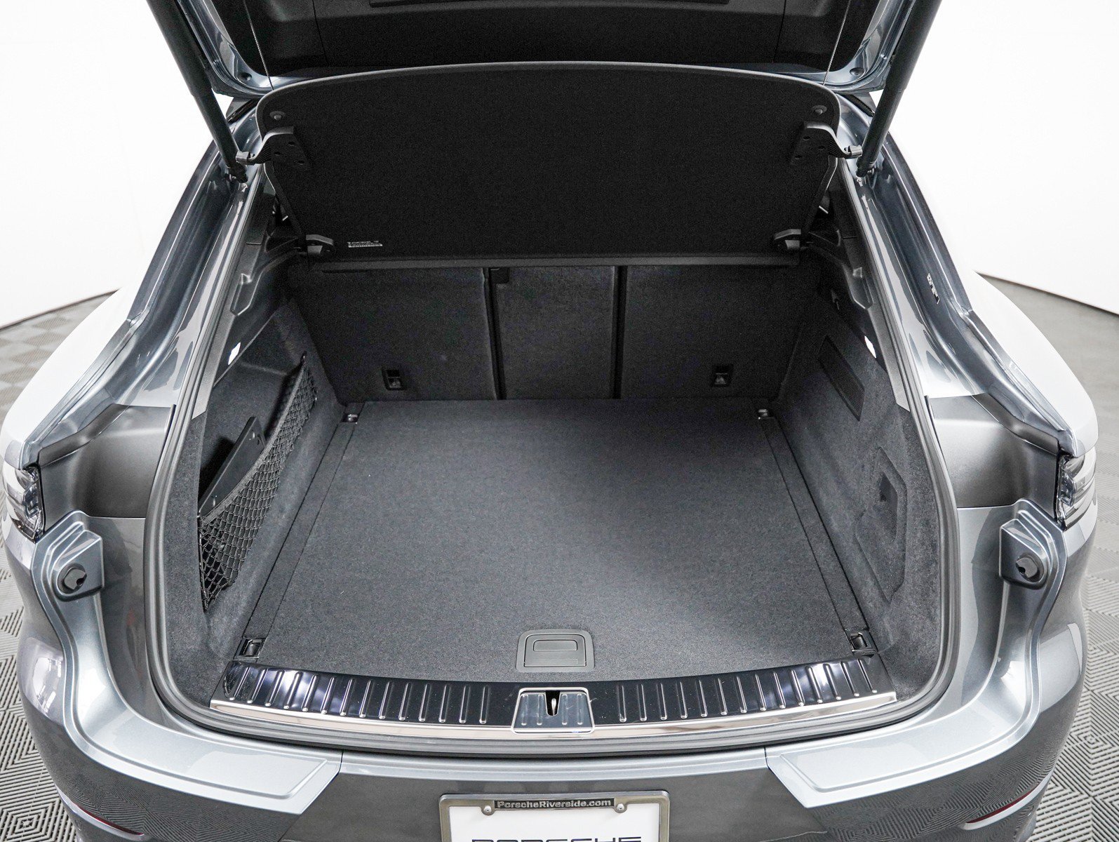 New 2026 VANADIUM GREY Porsche S Coupe image 26