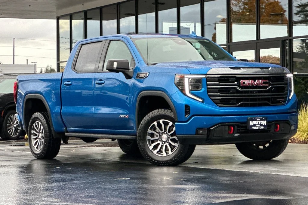 2023 GMC Sierra 1500 AT4