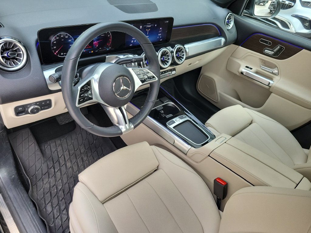 Certified Used 2026 Black Mercedes-Benz GLB 250 image 24