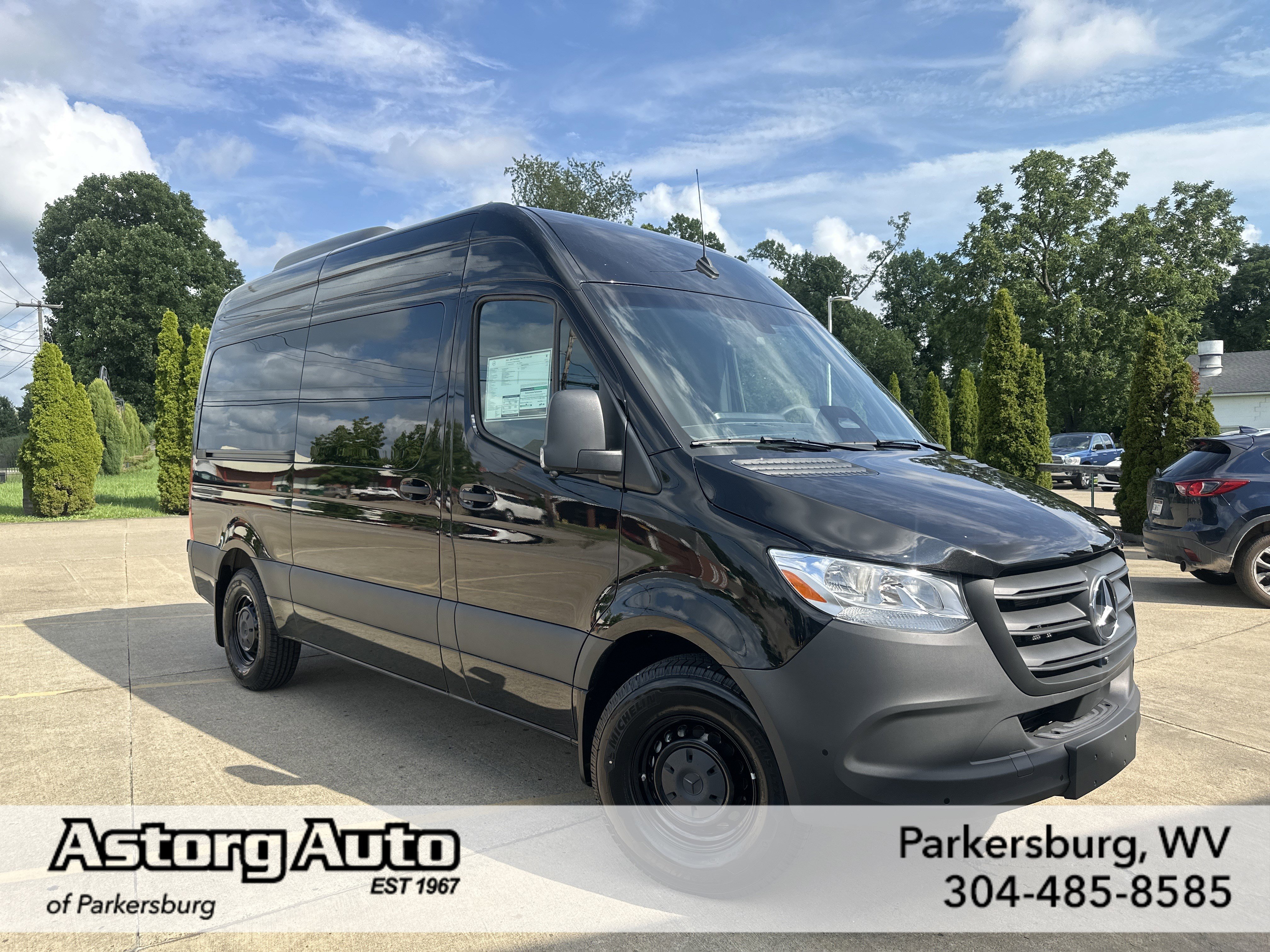 2025 Mercedes-Benz Sprinter 2500 144 WB HO's photo