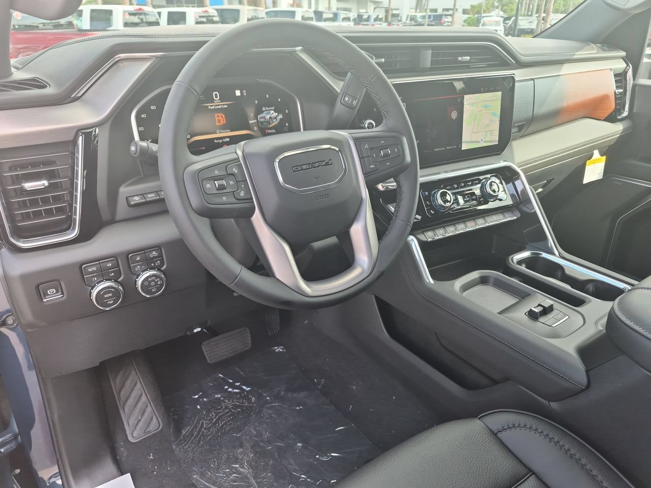 2026 GMC Sierra 2500HD Denali - Photo 10