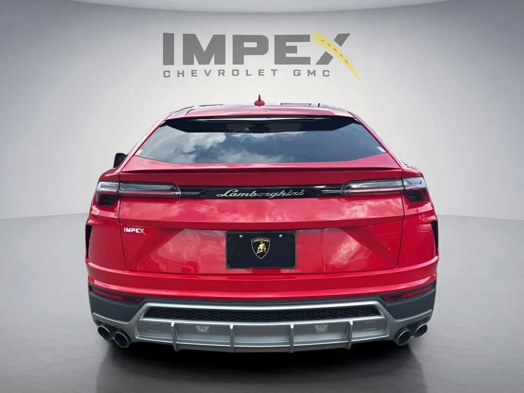Used 2022 Rosso Antero Lamborghini  image 4