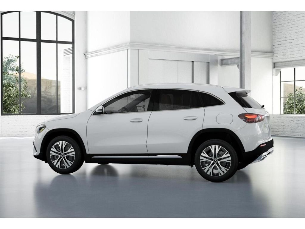 New 2026 Polar White Mercedes-Benz GLA 250 image 32