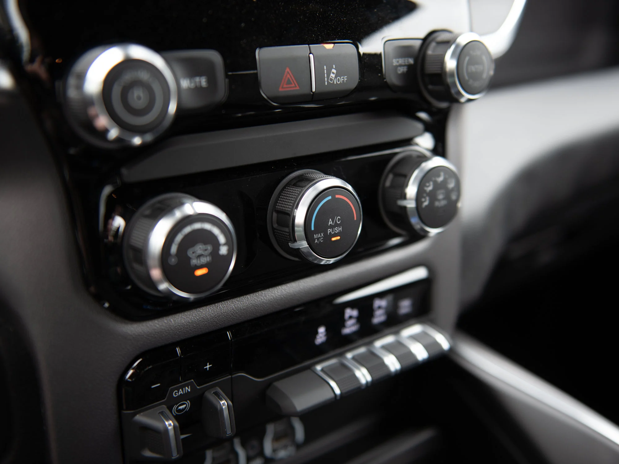 New 2026 Grey RAM Express* image 18