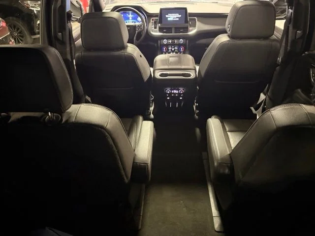 2023 Chevrolet Suburban RST - Photo 17