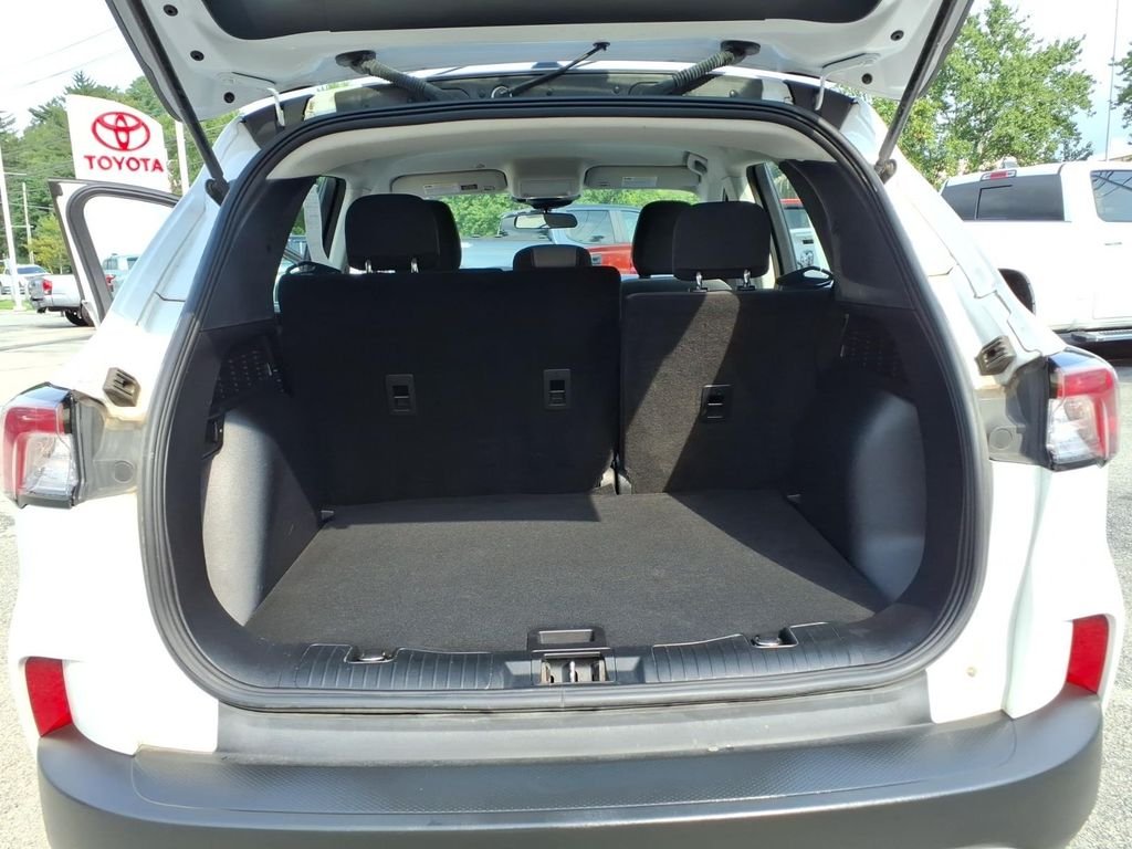 Used 2022 Oxford White Ford S image 12