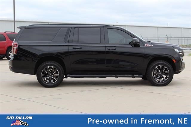 Used 2022 Black Chevrolet Z71 image 3