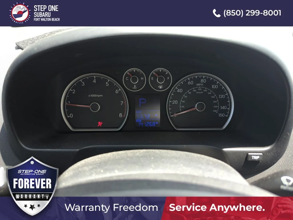 Used 2011 Silver Hyundai GLS image 11