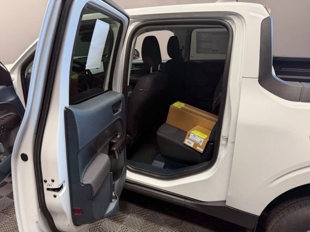 New 2026 Oxford White Ford XL image 18