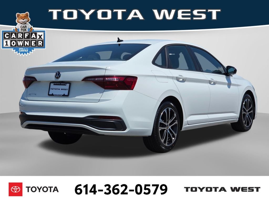 Used 2023  Volkswagen 1.5T Sport image 6