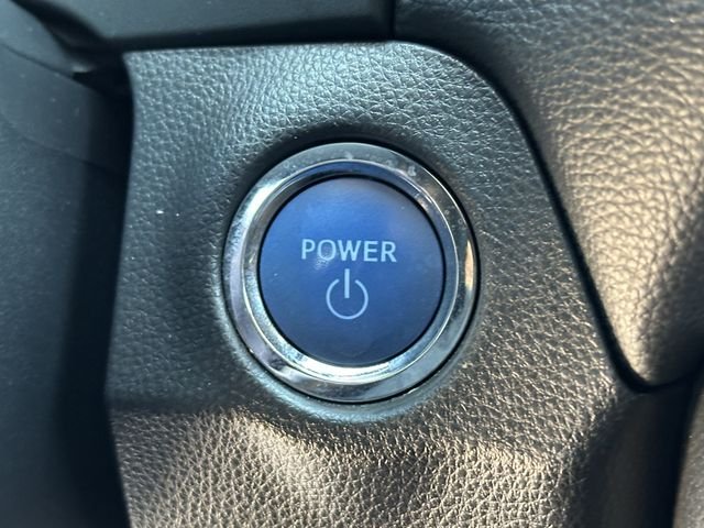 Used 2022 Silver Toyota XLE Premium image 24