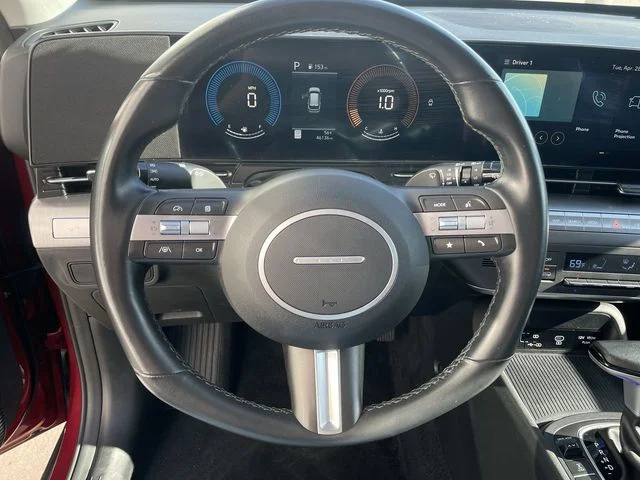 Used 2025 Red Hyundai SEL image 14