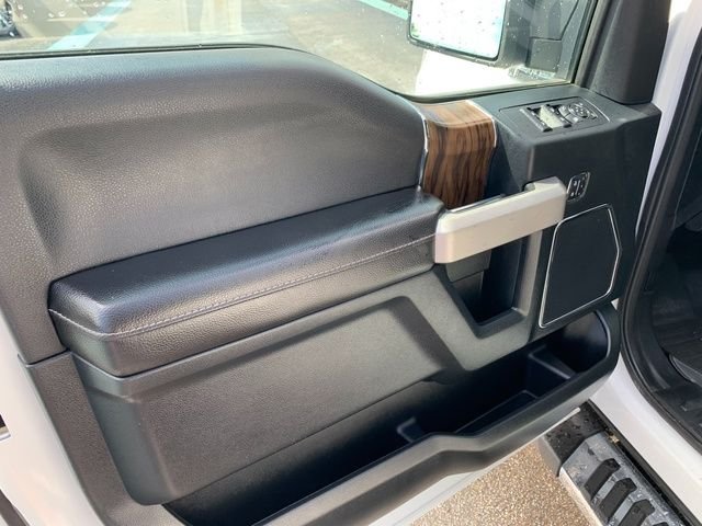 Used 2020 White Ford Lariat image 20