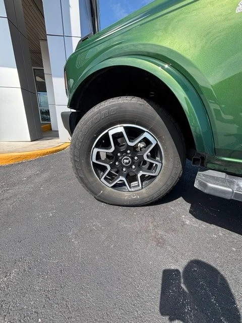 Used 2024 Green Metallic Ford Outer Banks image 14