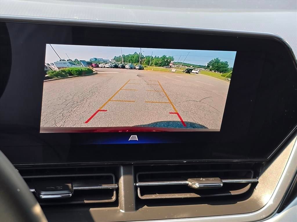 Used 2025 Crimson Metallic Chevrolet LT image 5