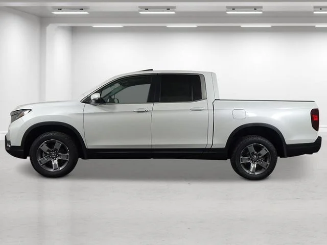 New 2026 Platinum White Pearl Honda RTL image 2