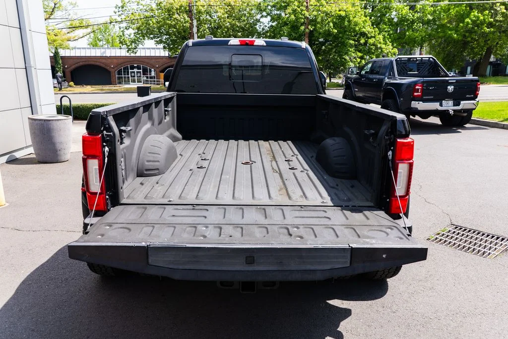 Used 2020 Black Ford Platinum image 8