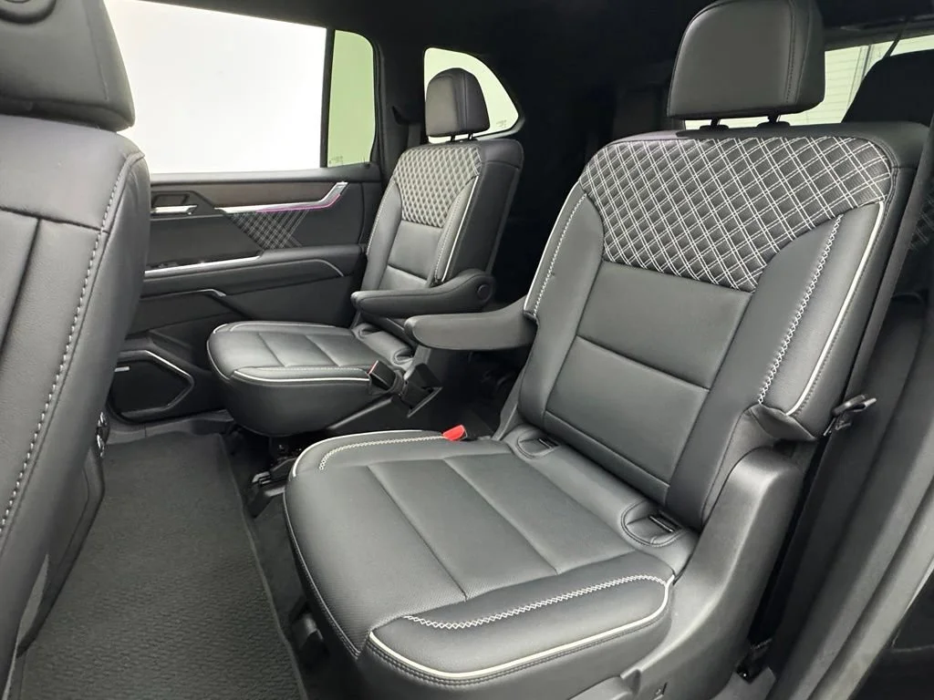 Used 2024 Ebony Twilight Metallic GMC Denali image 46