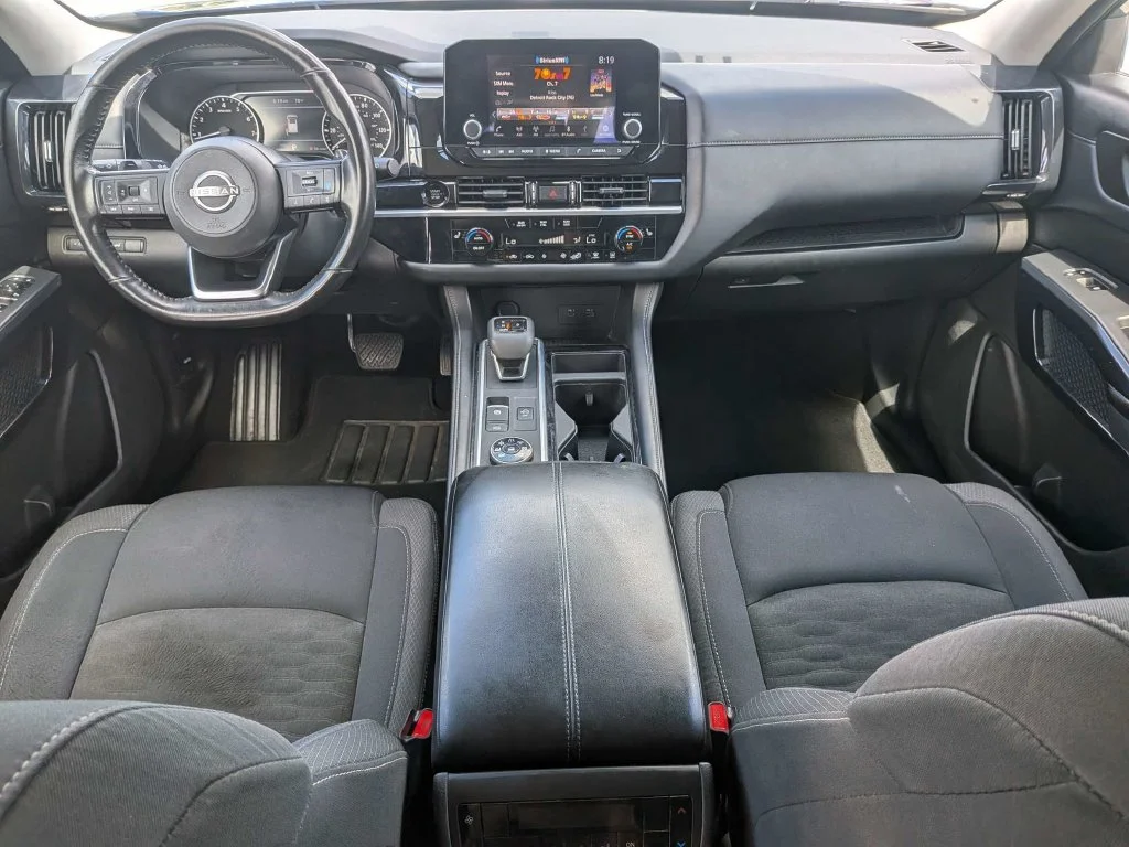 Certified Used 2025 Deep Ocean Blue Nissan SV image 17