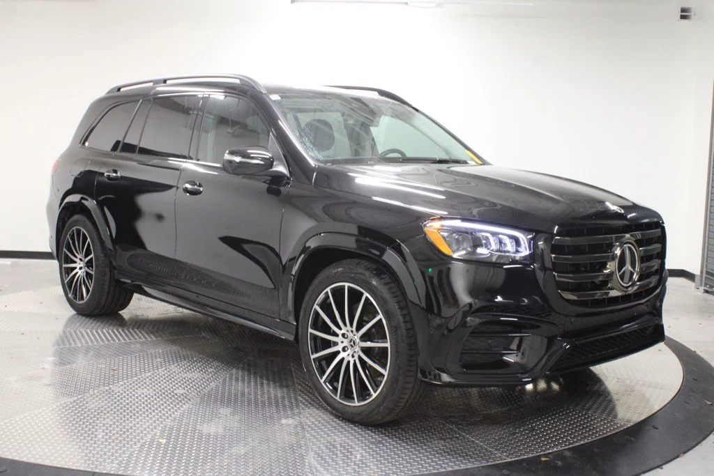 Used 2025 Black Mercedes-Benz GLS 450 image 9