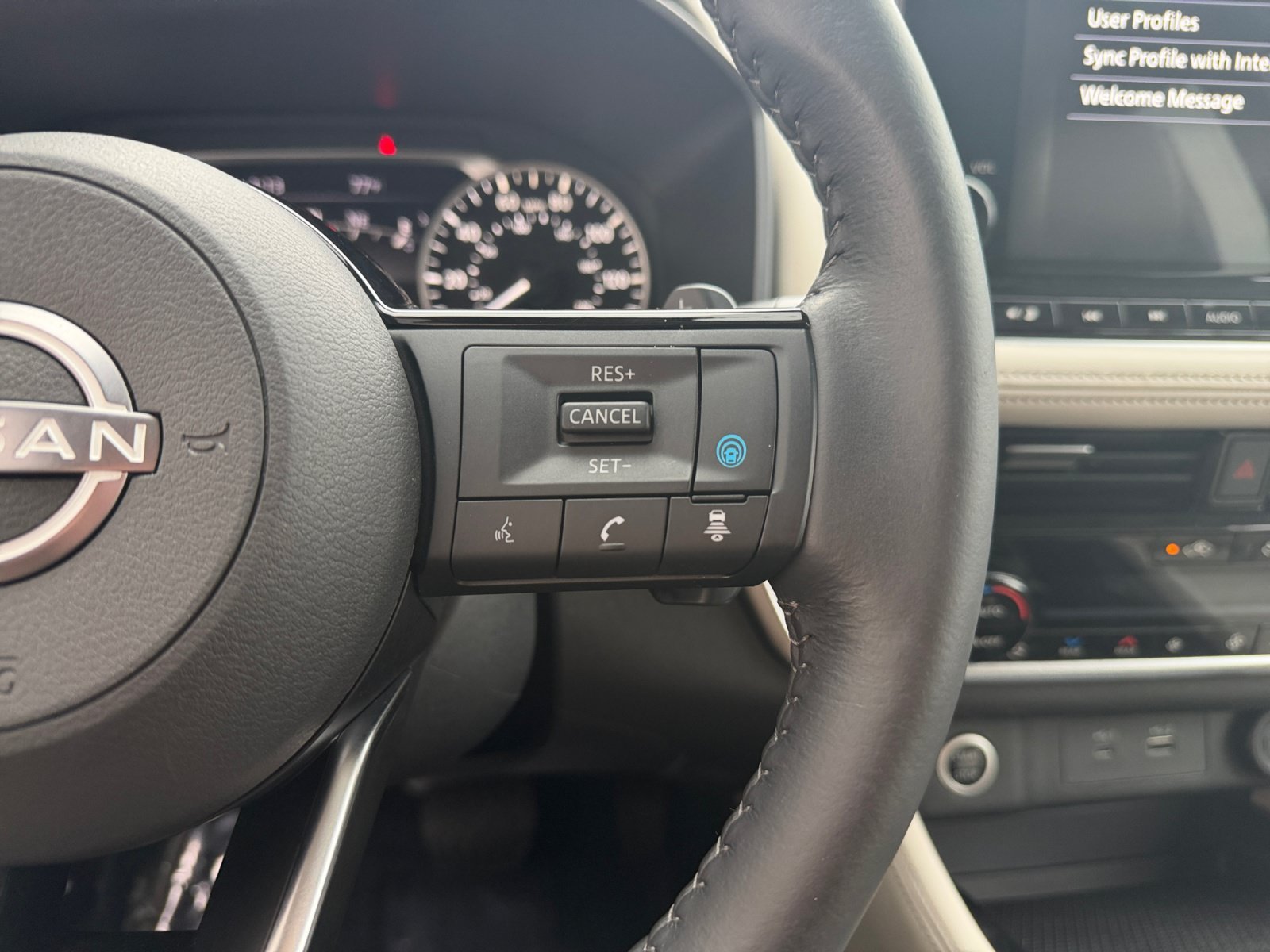 Certified Used 2023 White Nissan SL image 12