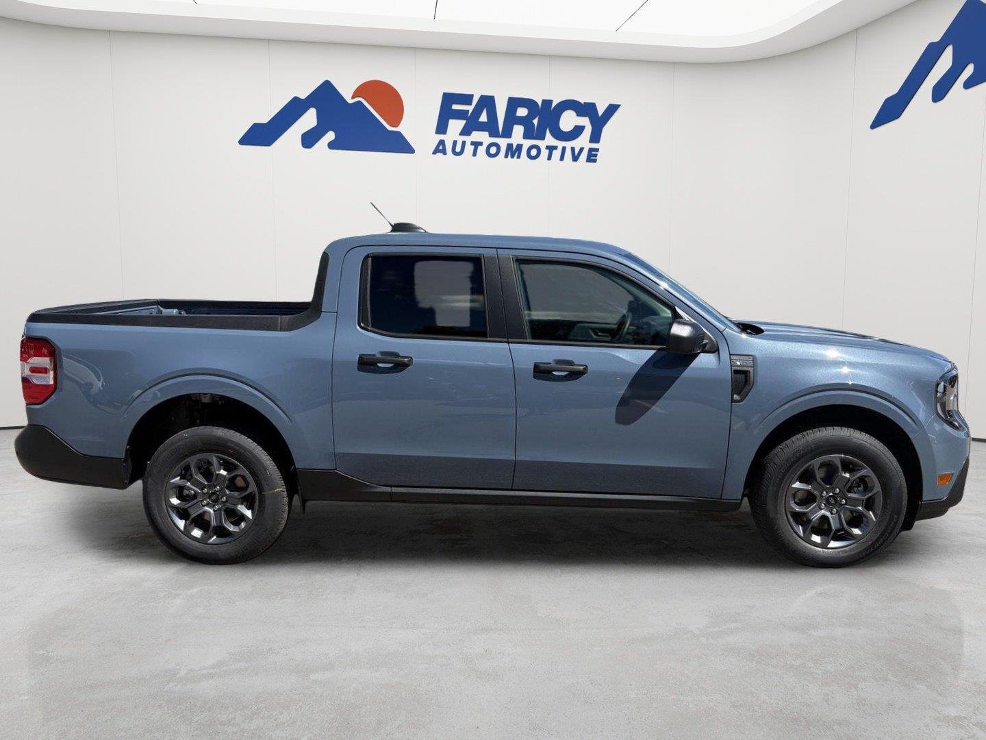 Used 2026 Azure Gray Metallic Tri-Coat Ford XLT image 6