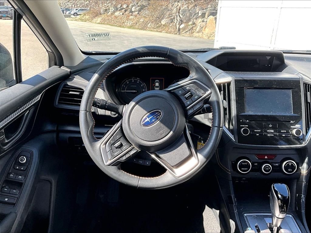 Used 2022 Ice Silver Metallic Subaru Premium image 17