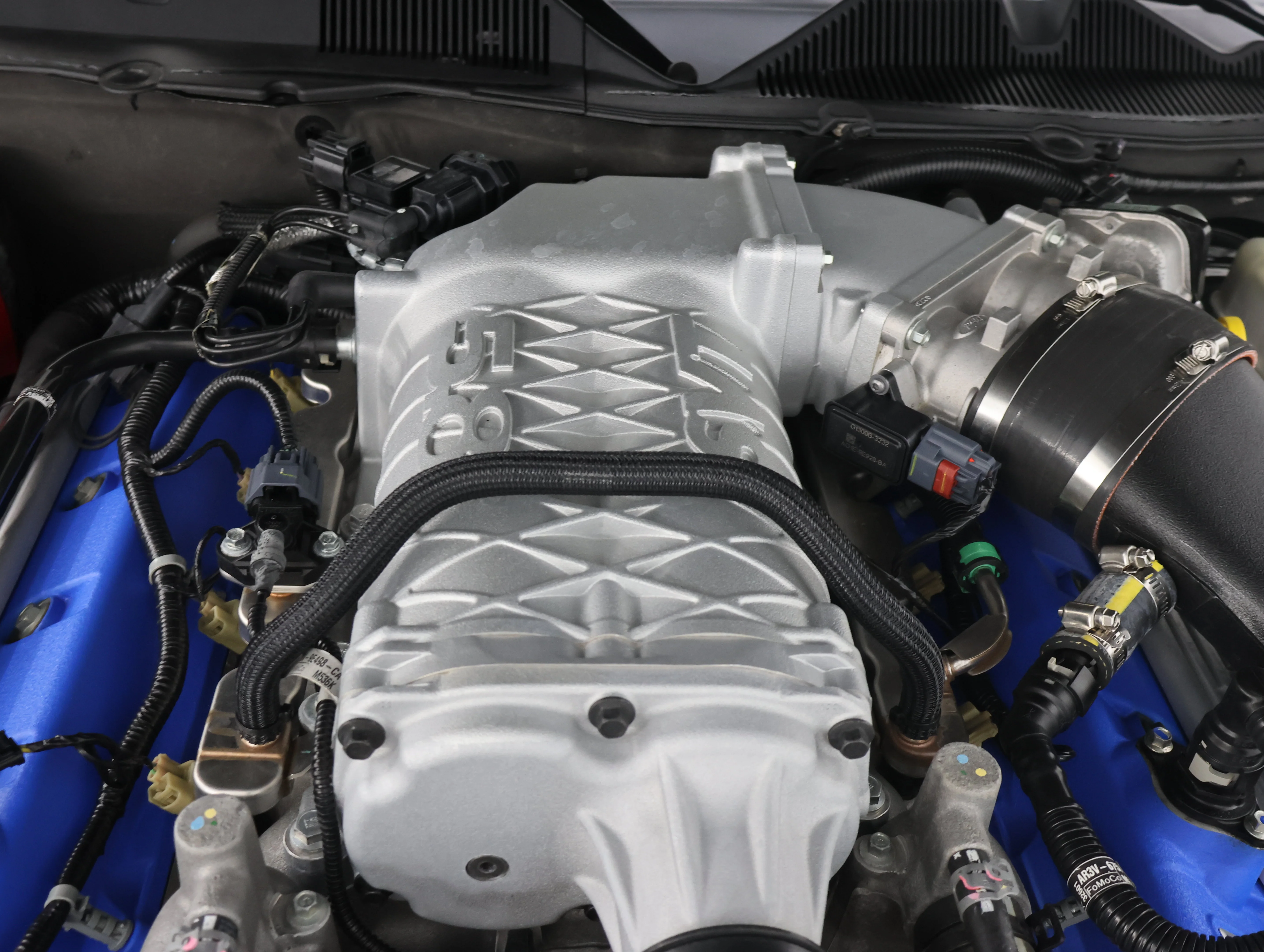 Used 2014 Black Ford Shelby GT500 image 17