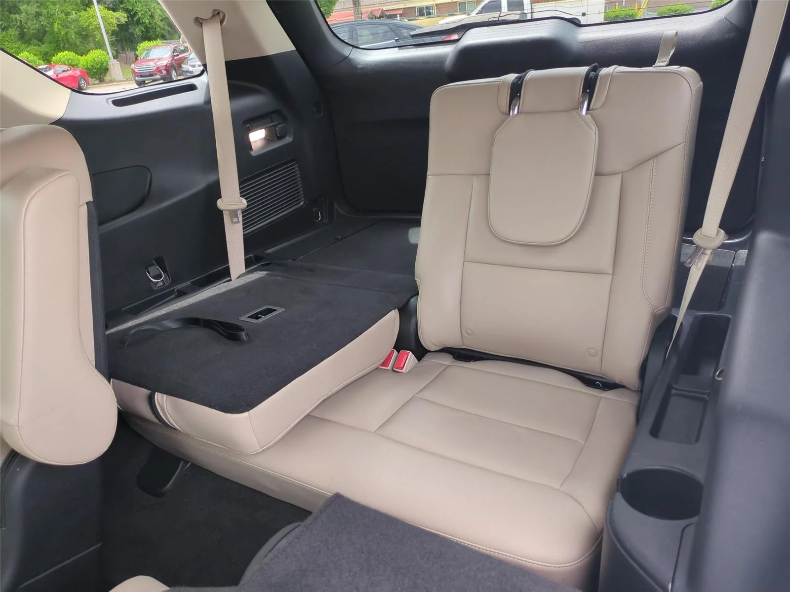 Used 2022 Oxford White Ford XLT image 35