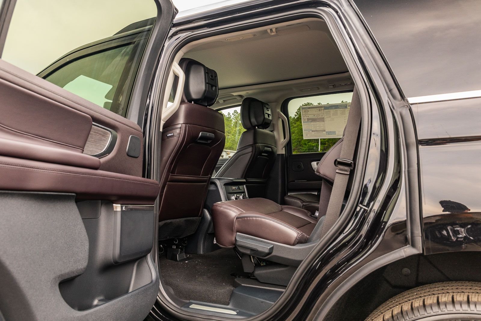 New 2026 Agate Black Metallic Ford Platinum® image 19