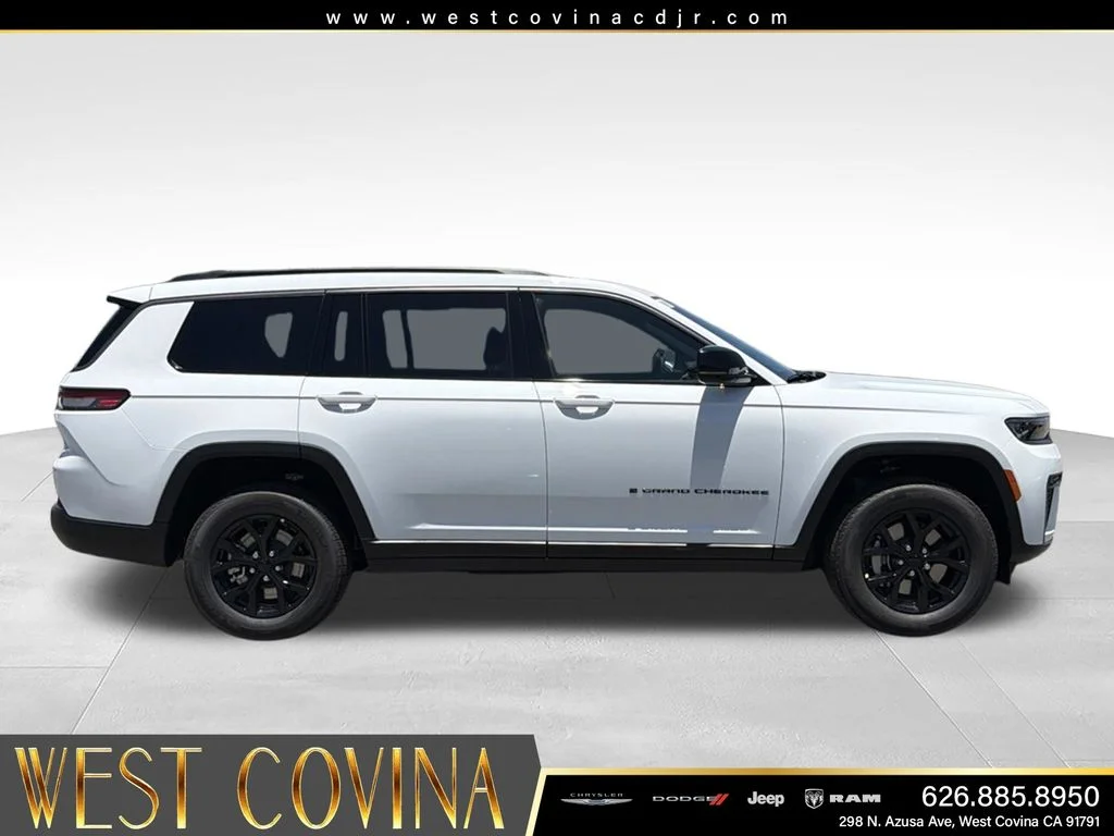 New 2026 Bright White Clearcoat Jeep Altitude image 6