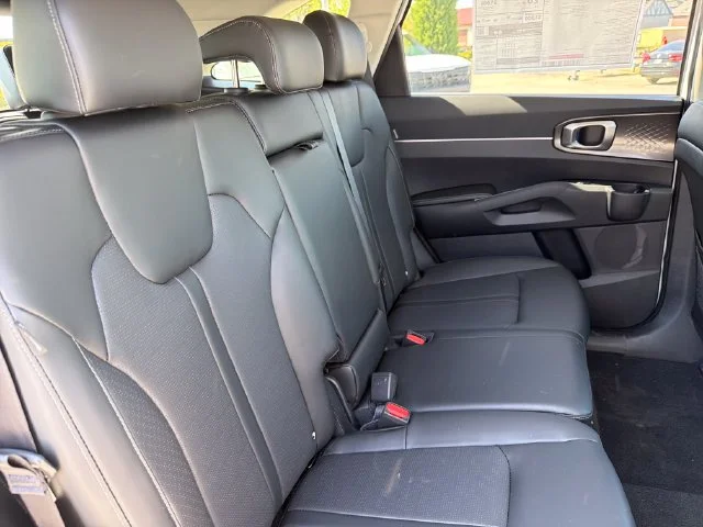 New 2026 Glacial White Pearl Kia S image 23