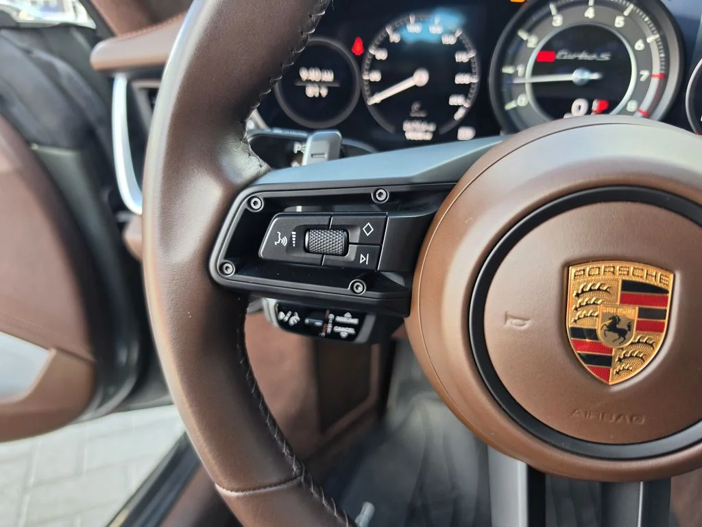 Used 2022 Green Porsche Turbo image 20