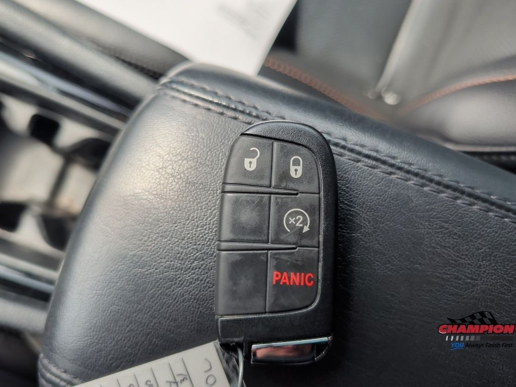Used 2023 Gray Jeep Limited image 26