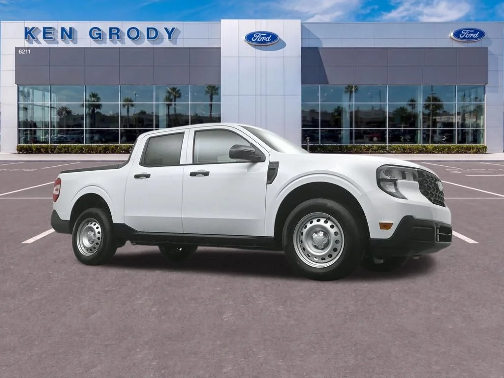 2026 Ford Maverick XL FWD's photo