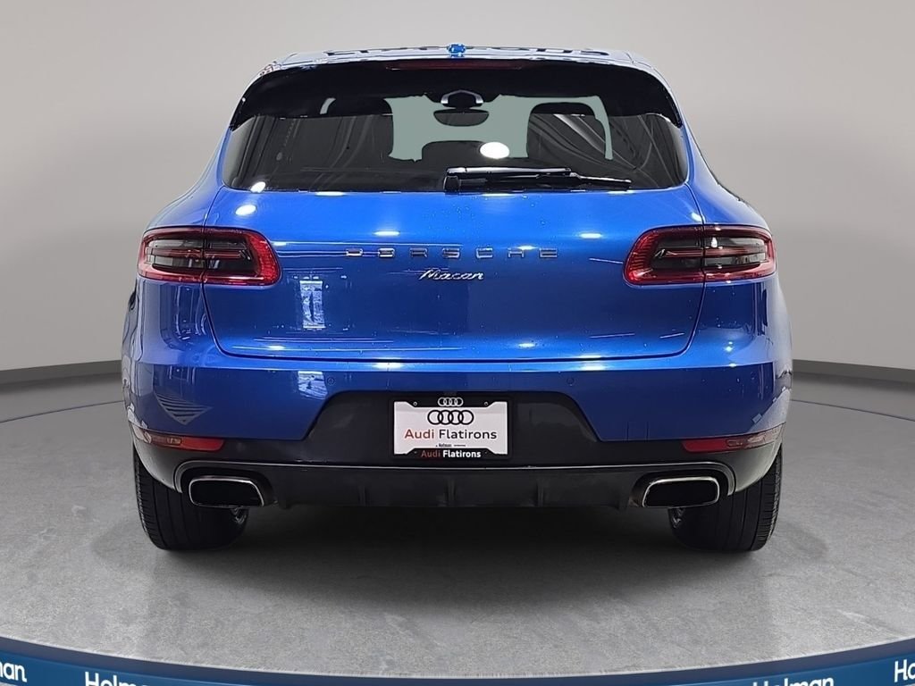 Used 2017 Blue Porsche Base image 7