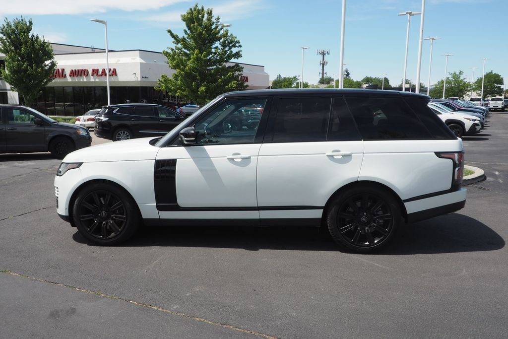 Used 2022 White Land Rover Westminster image 4