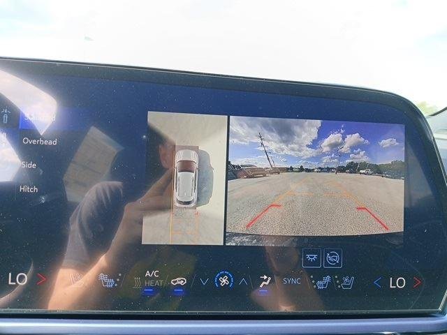 2025 Chevrolet Equinox EV LT - Photo 18