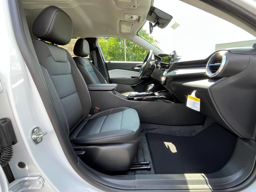 2026 Chevrolet Trax LT - Photo 19