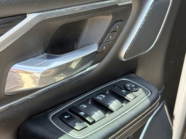 Used 2023 White Ram Laramie image 23