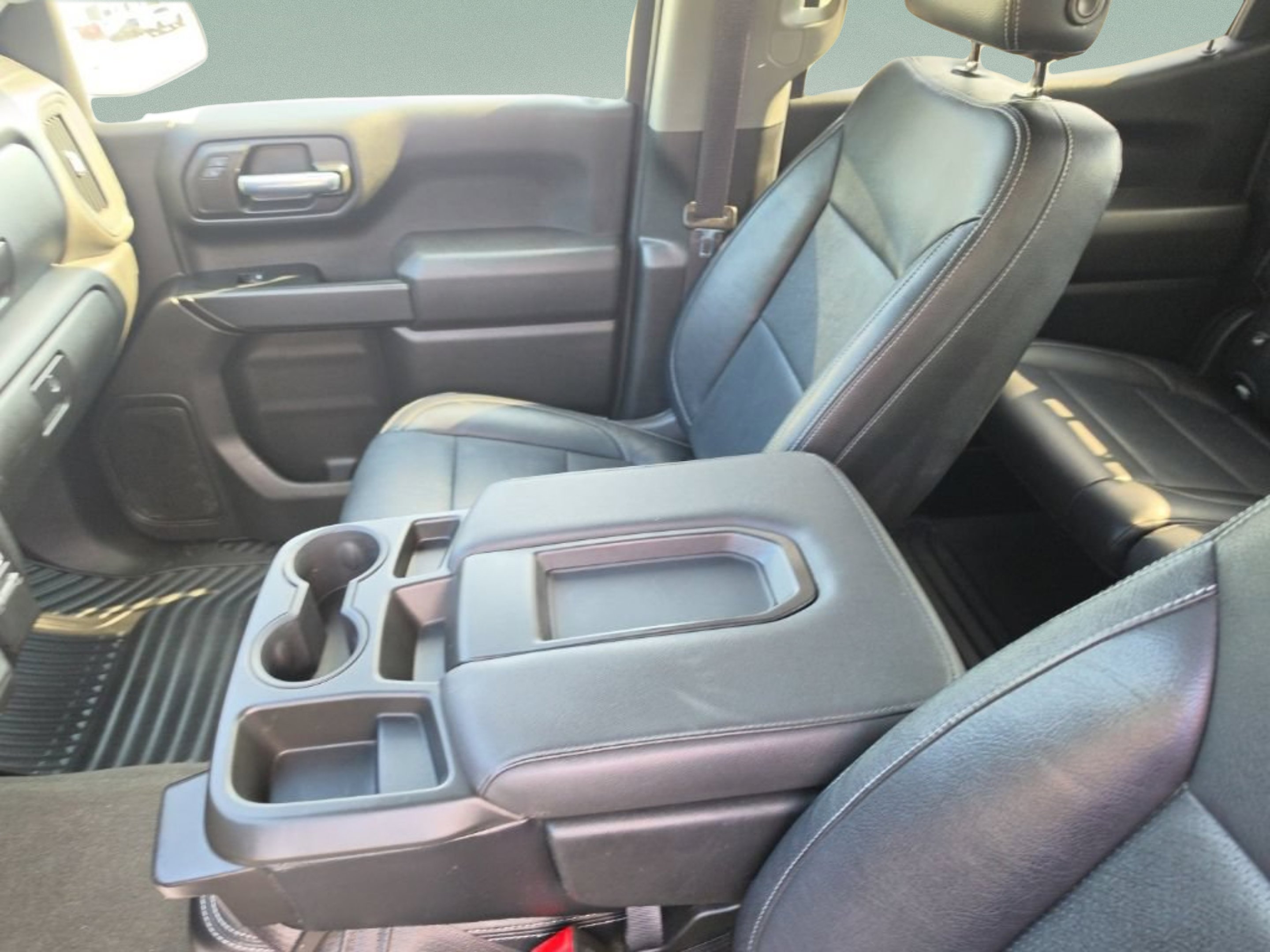 Used 2021 SUMMIT WHITE Chevrolet Custom image 18