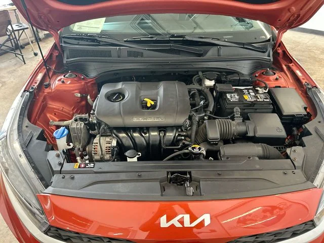 Used 2023 Red Kia LXS image 19